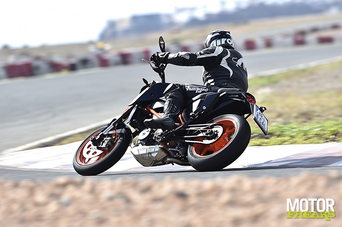 KTM 690 Duke R
